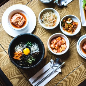 Koreanisches Essen Bibimbap